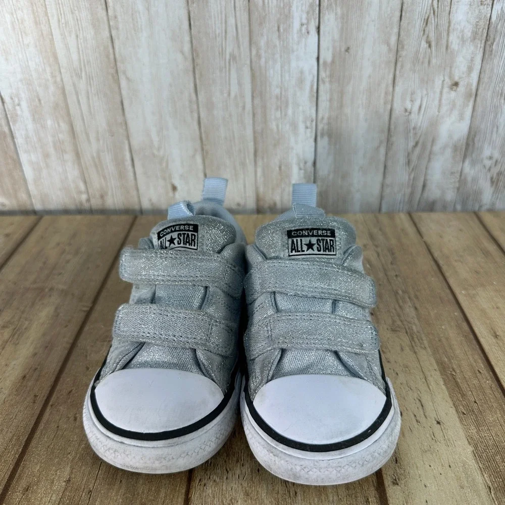 Converse All Star‎ Chuck Taylor Silver Glitter Hook & Loop Sneakers Kids Size 7